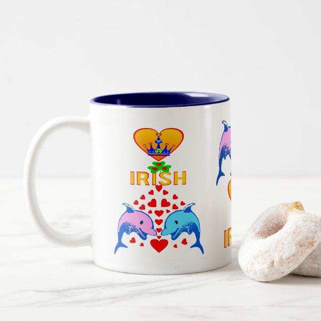 Taza Bicolor ・ ☘ Amo la Pareja Delfín Irlandesa Frisky Classic (Con donut)