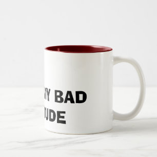 TAZA BICOLOR AMO MI MALA ACTITUD