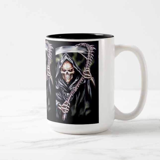 Taza Bicolor Aquí viene severo (Derecha)