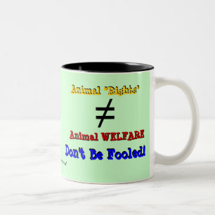 Taza Bicolor AR no es igual a AW
