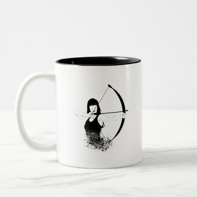Taza Bicolor Archer femenino (Izquierda)