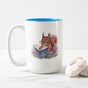 Taza Bicolor Ardilla leyendo un libro entre flores
