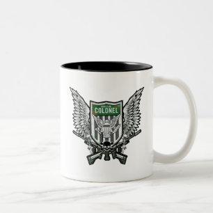 Taza Bicolor Arte con alas bandera del tatuaje del escudo del