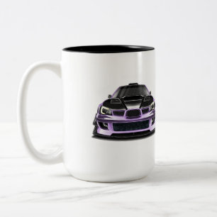 Taza Bicolor arte dibujado a mano con ojos entrecerrados y mora