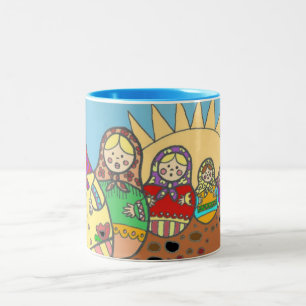 Taza Bicolor Arte popular ucraniano de las muñecas de la