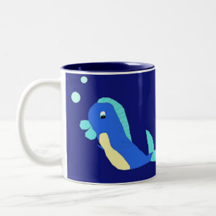 Taza Bicolor Arthur en la mugre de fondo azul