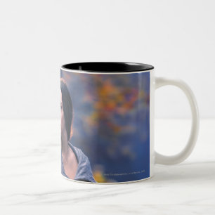 Taza Bicolor ARWEN™ que mira detrás