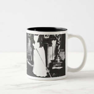 Taza Bicolor Aspirador en el trabajo