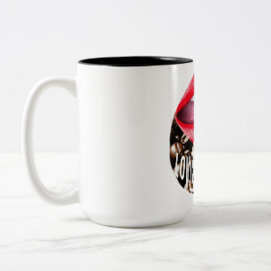 Taza Bicolor Audaz café rojo con labios y lengua