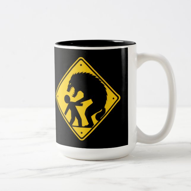Taza Bicolor Aviso de señalización de ruta de Werewolves (Derecha)
