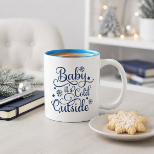 Taza Bicolor Baby hace frío afuera Navy Script Fiesta