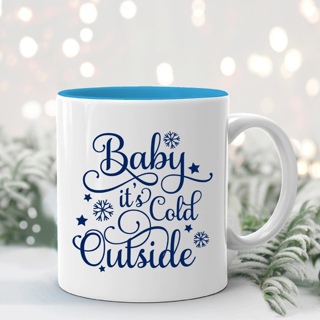 Taza Bicolor Baby hace frío afuera Navy Script Fiesta (Subido por el creador)