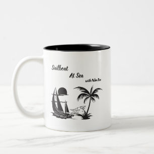 Taza Bicolor Barco de Vela en el Mar con Palma – Playa Tropical