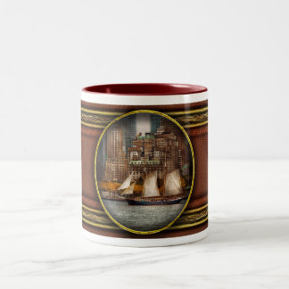 Taza Bicolor Barco - Isla de los Gobernadores, NY - Bajo Manhat
