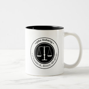 Taza Bicolor Básculas de la Justicia con Clase Bufete de Abog