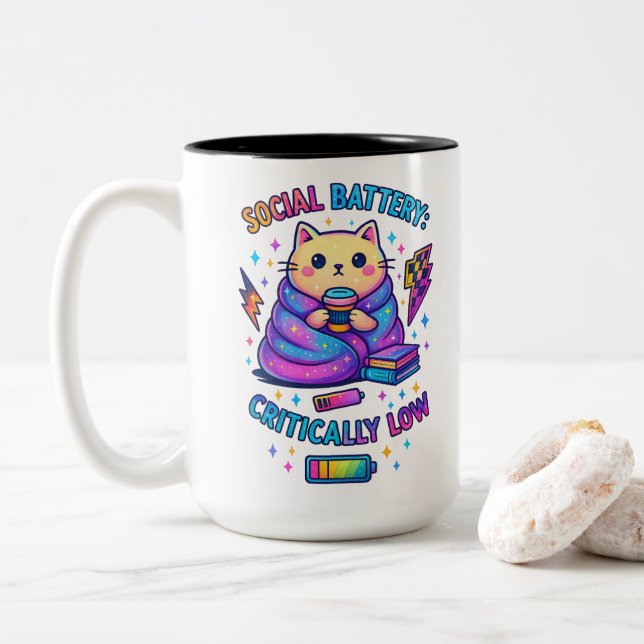 Taza Bicolor Batería social críticamente... (Con donut)