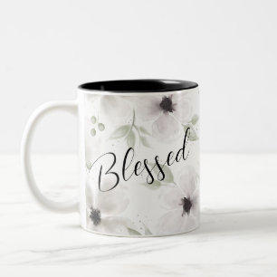 Taza Bicolor Bendita Fe Floral de color blanco negro moderno