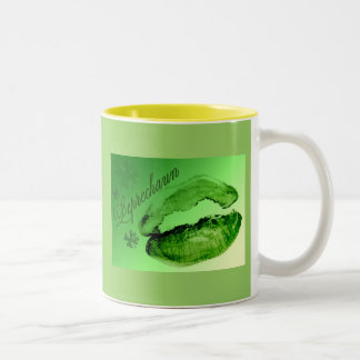 Taza Bicolor Besado Por Un Leprechaun