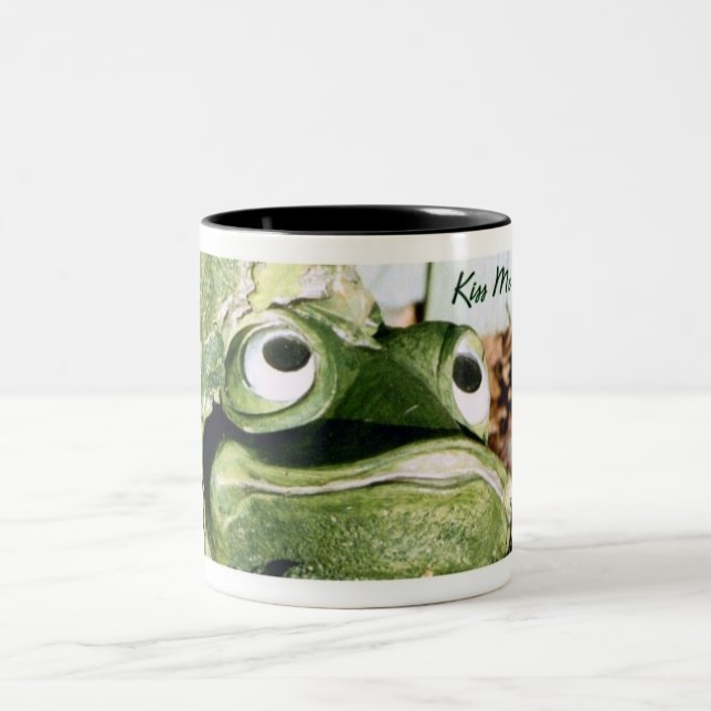 Taza Bicolor Bésame Rana (Centro)