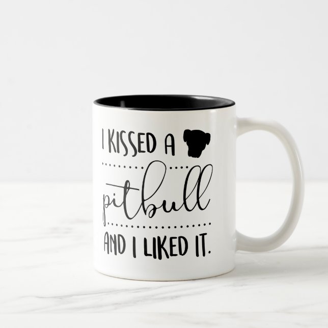 Taza Bicolor Besé un Pitbull (Derecha)