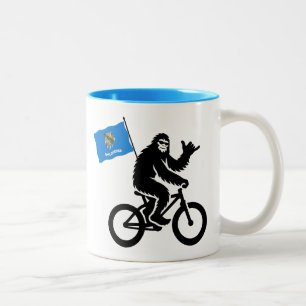 Taza Bicolor Bigfoot en bicicleta bandera de Oklahoma