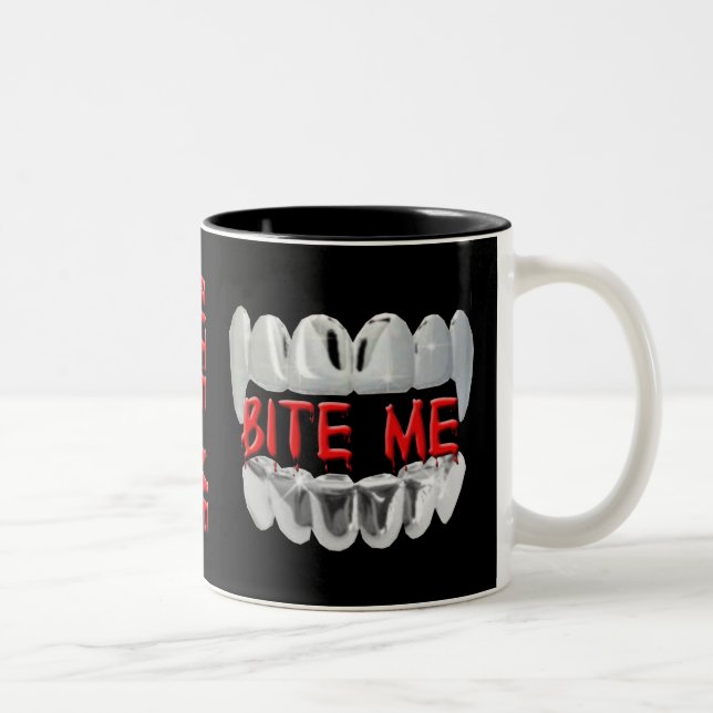 Taza Bicolor Bite Me Mug (Derecha)