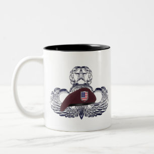Taza Bicolor Boina Diseñada Especialmente en Alas Aerotransport