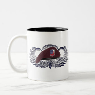 Taza Bicolor Boina Diseñada Especialmente sobre Alas Aerotransp