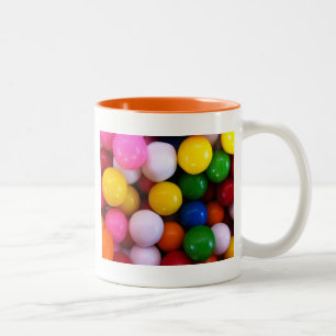 Taza Bicolor Bolas de goma de arcoiris con caramelo
