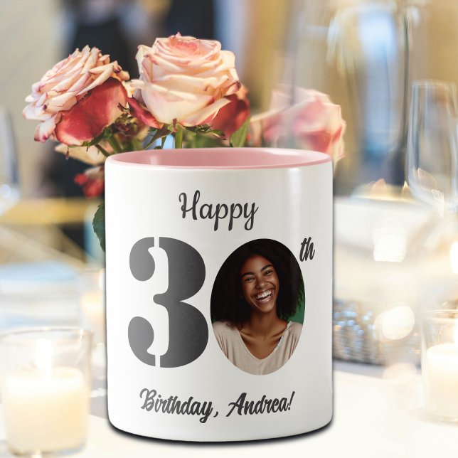 Taza Bicolor Bold 30th Birthday Photo (Subido por el creador)