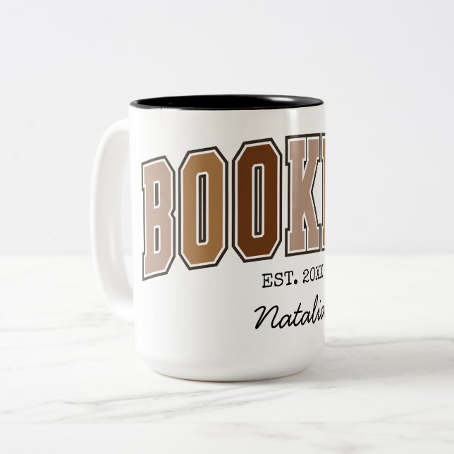 Taza Bicolor Bookish Est. 20XX (Anverso izquierdo)