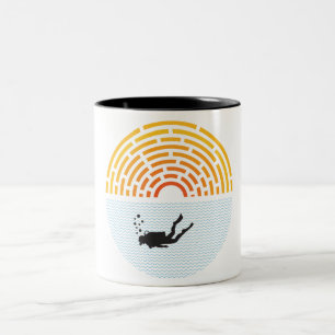 Taza Bicolor Buceo en la playa Retro de los años 80
