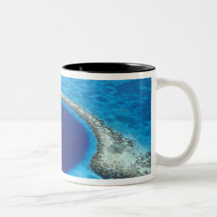 Taza Bicolor CA, Belice. Vista aérea de Blue Hole (diámetro