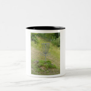 Taza Bicolor Cadenas de una canasta de golf en disco