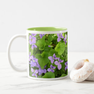Taza Bicolor Café Mug - Violetas de hierba - Espejadas