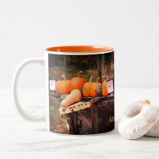 Taza Bicolor Calabazas personalizadas en la naturaleza de los c