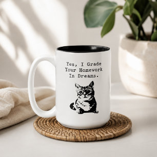Taza Bicolor Calificando Tareas En Sueños Vida De Maestro
