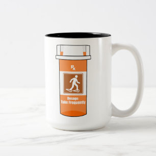 Taza Bicolor Caminar con raquetas de nieve es mi droga