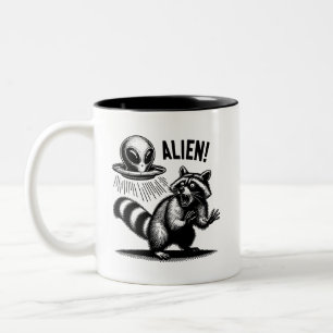 Taza Bicolor Camiseta Unisex Encuentro Alien, Mapache Asustado