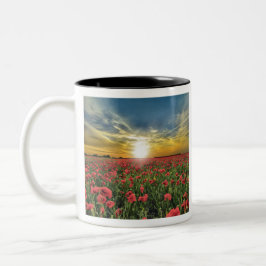 Taza Bicolor Campo De Flores Rojas Al Atardecer