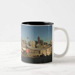 Taza Bicolor Canadá, Alberta, Calgary: horizonte de la ciudad d