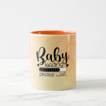 Carga de Bebé Por Favor Espere Mug