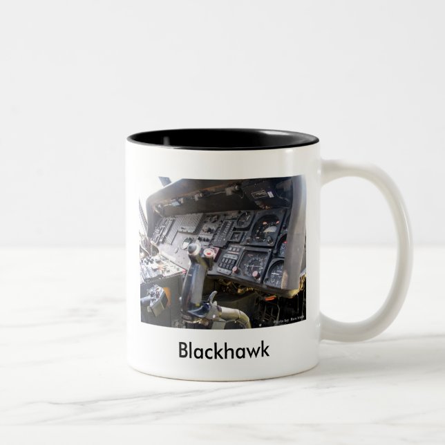 Taza Bicolor Carlinga de BlackHawk, BlackHawk (Derecha)