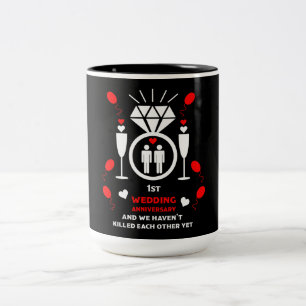 Taza Bicolor Cartel del primer aniversario del Boda de los homo