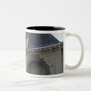 Taza Bicolor Casa de motor del número 19 en Washington, C.C.