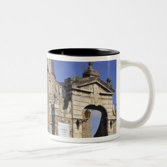Taza Bicolor Castillo y Museo, Boulogne, Pas-de-Calais, (Derecha)