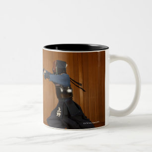 Taza Bicolor Cercador de Kendo que practica 2