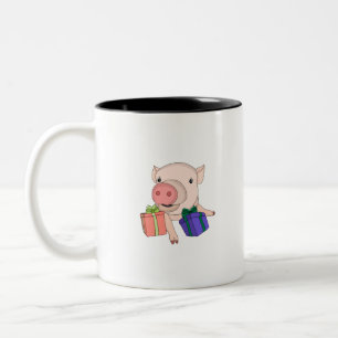 Taza Bicolor Cerdo jugando con cajas de regalo