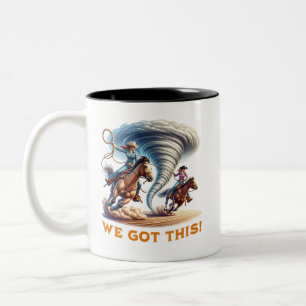 Taza Bicolor Chicas De Vaquera Dando Tornado "¡Tenemos Esto!"