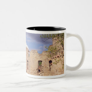 Taza Bicolor chicas letones con traje tradicional, cantando